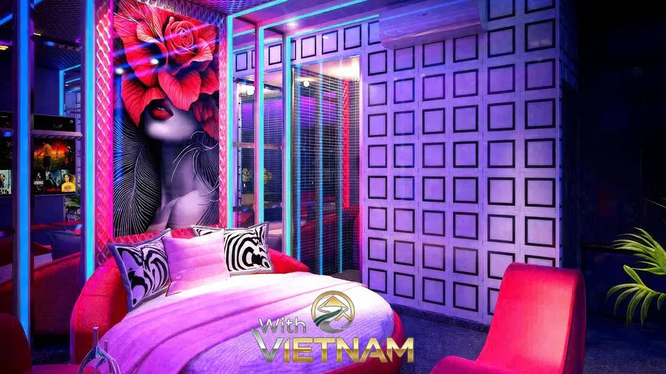 화려한 네온 조명과 꽃 장식이 있는 방