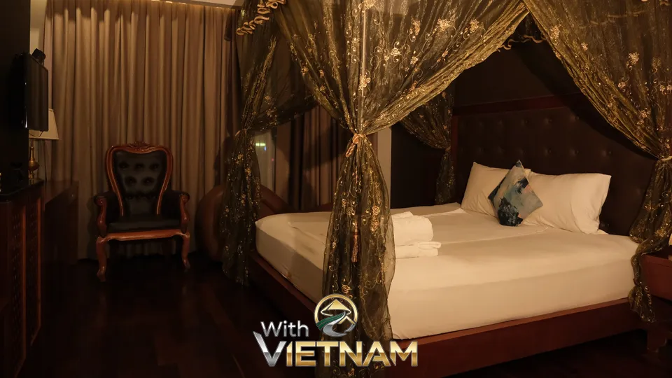 쌈디 마사지의 고급스러운 객실 내부