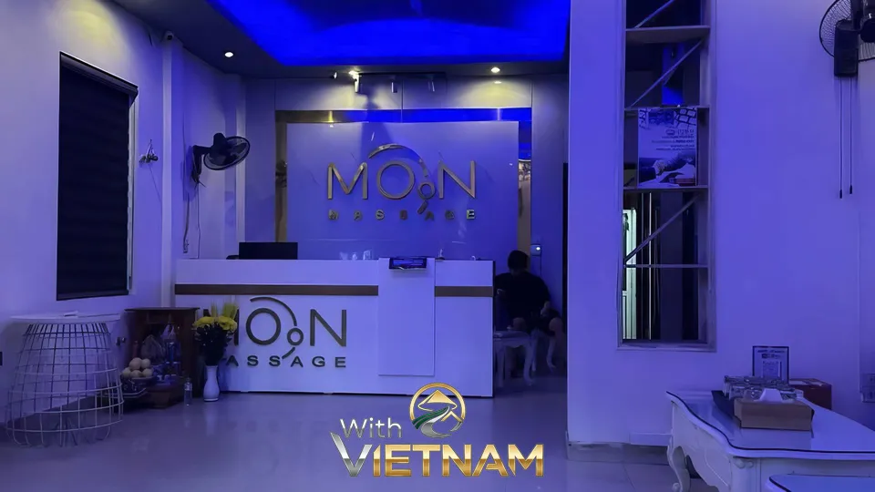 파란 조명의 문 마사지 로비