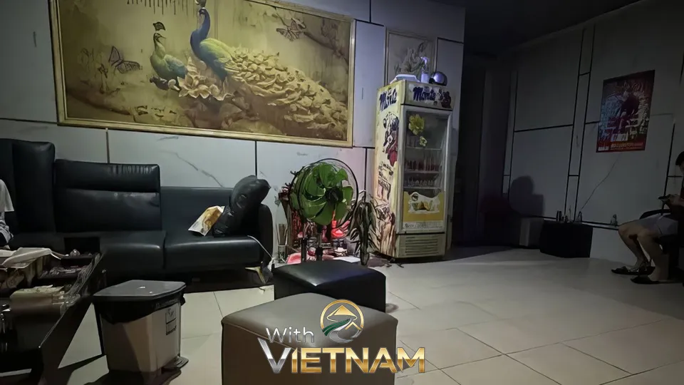 스파 마사지샵 대기실