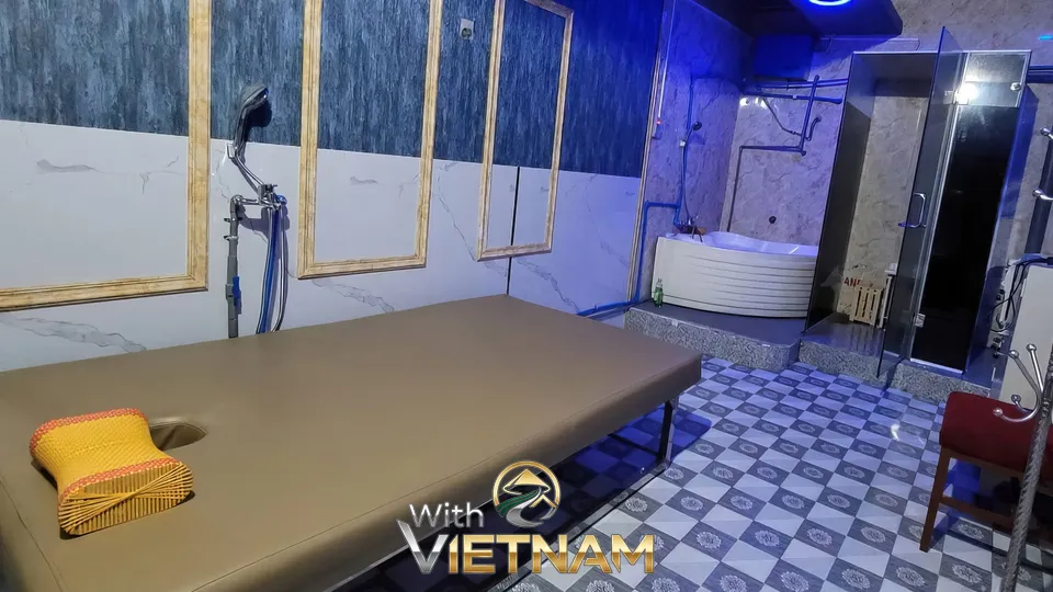 마사지 베드와 샤워실