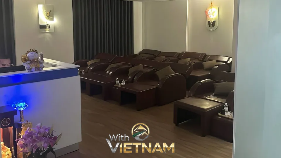 마사지 의자가 있는 대기실