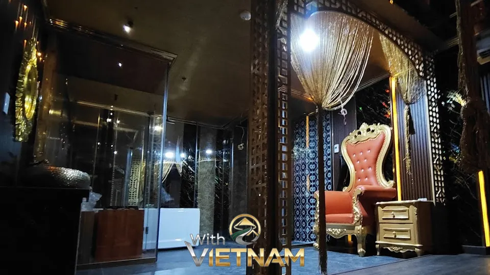 붉은 왕좌 의자 인테리어